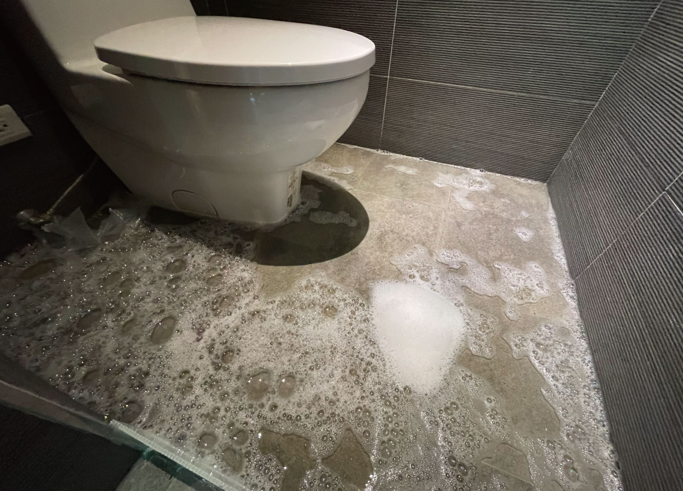 做好浴室防水是預防壁癌與樓下漏水的關鍵！這五大浴室漏水原因不能不知道